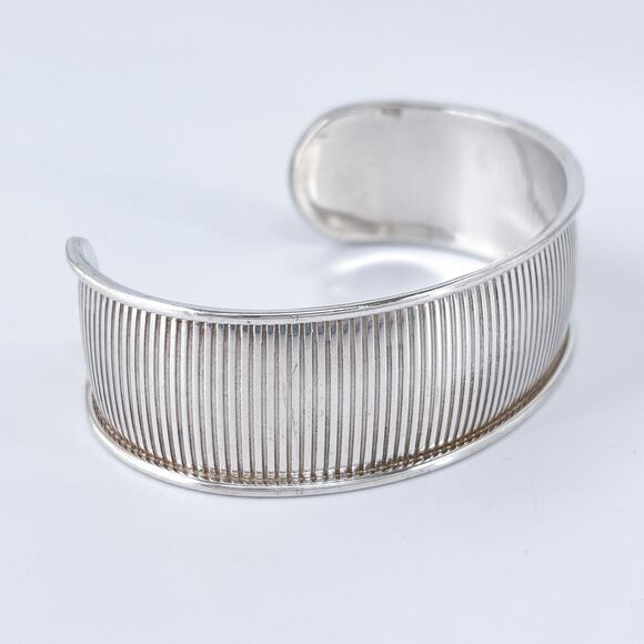 Vintage Sterling Silver 925 Ribbed Cuff Bracelet 7.25" - Picture 4 of 9